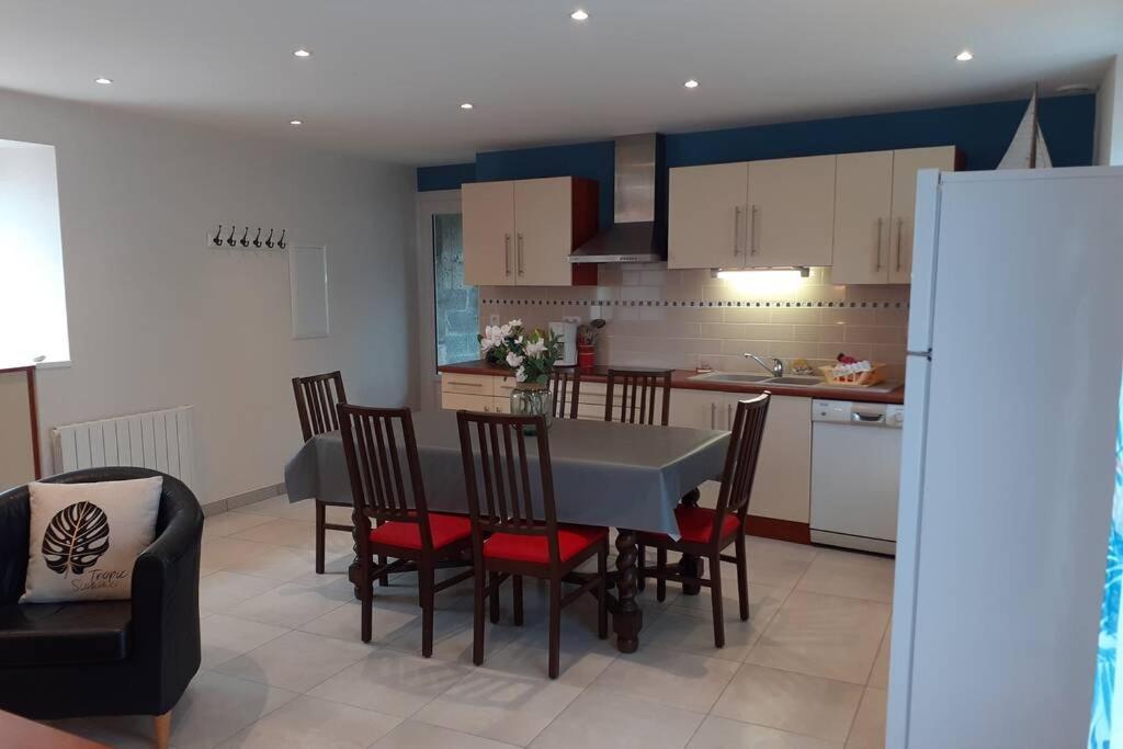 Appartement 4 Pers Dans Longere A 800M De La Plage Plouhinec  Dış mekan fotoğraf